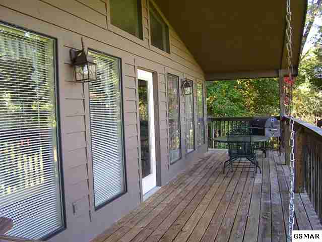 782 Chestnut Drive, Gatlinburg, TN 37738